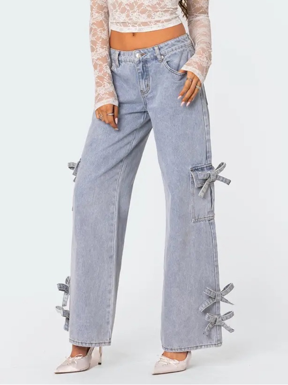 Edikted Light Wash Wide-Leg Bows 4 Days Low Rise Baggy Jean